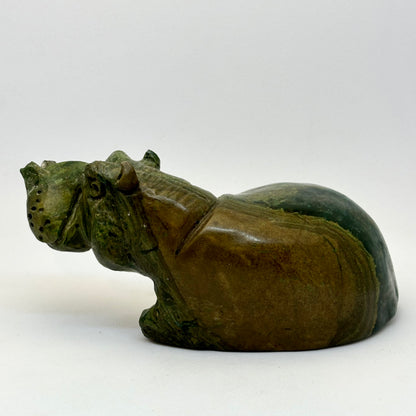 Nilpferd aus Leopardenstein - 12 cm