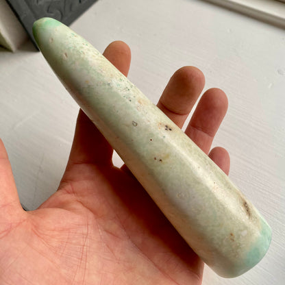 Smithsonite Menhir sten - 17,5 cm