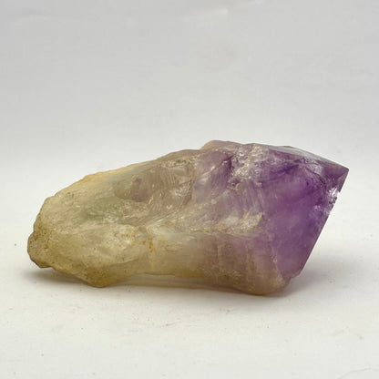 Amethystspitze / Natursockel, polierte Oberseite - 9 cm