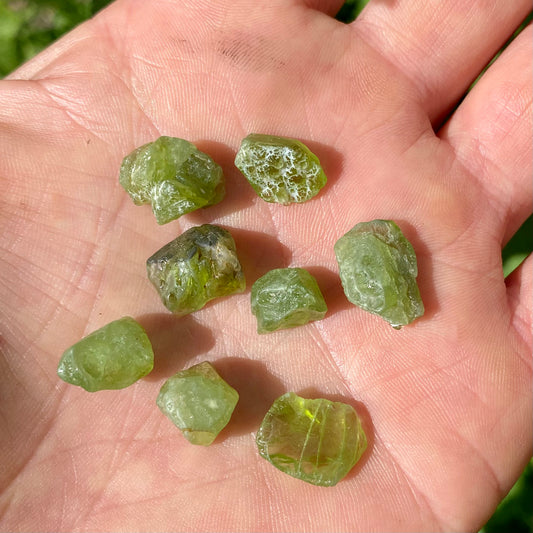 Billede af Krysolit / peridot naturell 1 cm