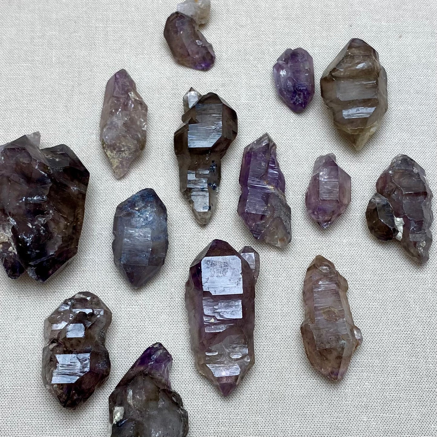 Doppelendig rauchiger Chiredzi-Amethyst Doppelendig rauchiger Chiredzi-Amethyst