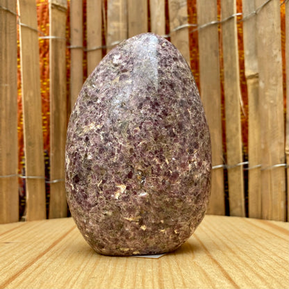 Lepidolite friform - 573 gram