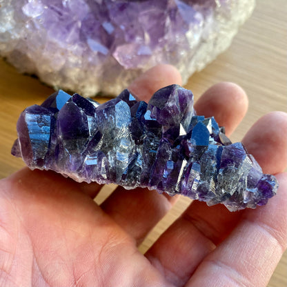 Amethyst Cluster, dunkel 8 cm