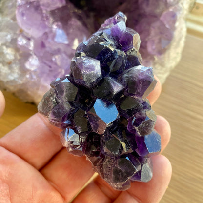 Amethyst Cluster, dunkel 8 cm