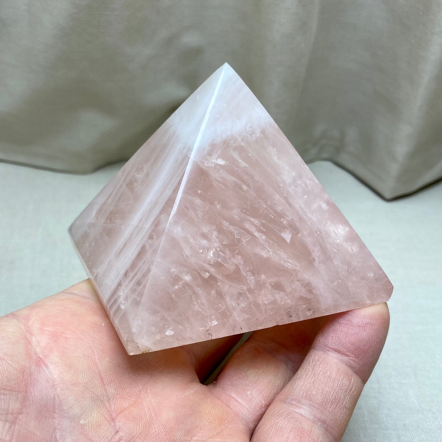 Pyramid Rose Quartz - 8 x 6 cm Pyramid Rose Quartz - 8 x 6 cm