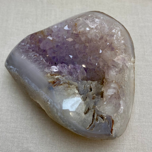 Billede af Ametistagat geode, polerad 9 cm