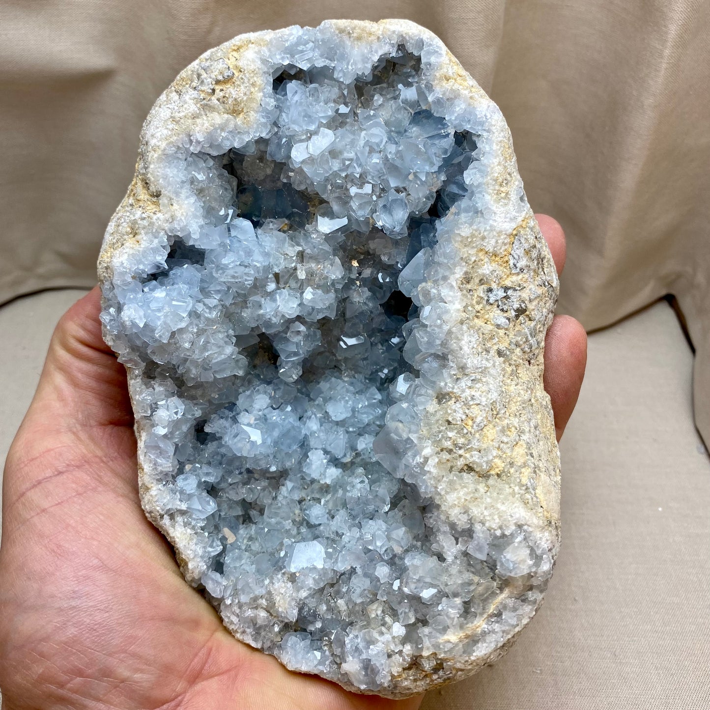 Celestite geode fragment 1.409 gram Celestite geode fragment 1.409 gram