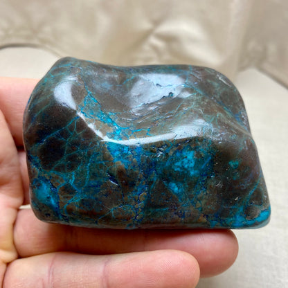 Shattuckite rå/lätt polerad 7 cm